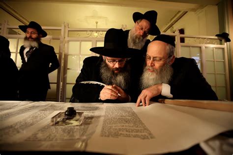Chabad Lubavitch Emissaries Meet In Brooklyn The New York Times