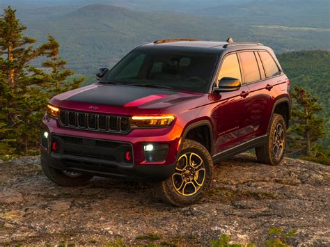 New 2023 Jeep Grand Cherokee Limited 2wd Sport Utility Vehicles In