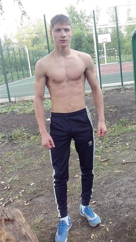 Pin By Three Stripes On Scally Lads Cute Guys Shirtless Men Guys