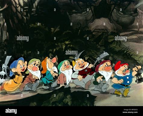 Vintage Disney Snow White The Seven Dwarfs Bashful Doc Sneezy Sri