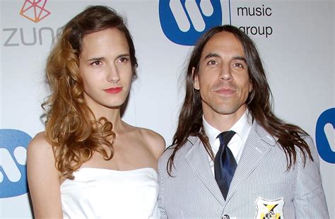 Who Is Anthony Kiedis Wife Meet The Red Hot Chili Peppers Singer S My Xxx Hot Girl