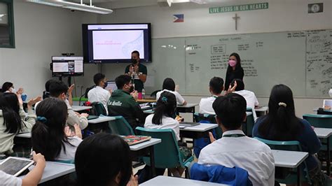 The Unilab Foundation Organizes Konekwentuhan Classroom Sessions At De