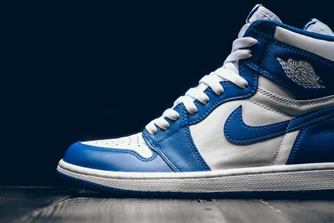 Air Jordan 1 High Og Storm Blue •