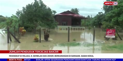 Thousands Evacuated Amid Malaysian Floods Myanmar International Tv