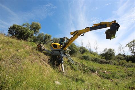 Spider Works Spider Excavator All Terrain Excavations Mulching Drilling
