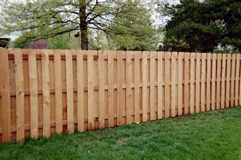 29 Installing Fence Panels Images