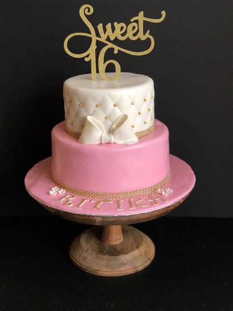 Pink White And Gold Sweet Sixteen Cake Cake Sweet Sixteen Cakes