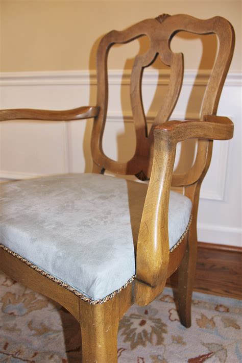 See more ideas about slipcovers for chairs, slipcovers, recovering chairs. REcover chairs - Sumptuous Living