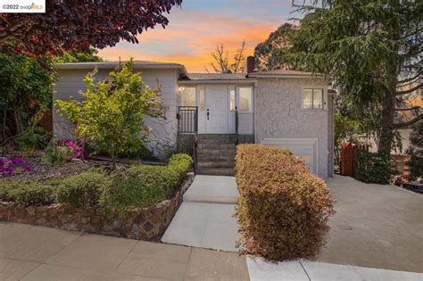 5969 Majestic Ave, Oakland, CA 94605 | MLS# 41001607 | Redfin