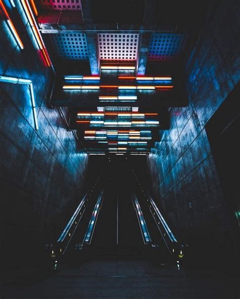 Stunning Urban Instagrams By Brandon Lindley Neon Photography Urban