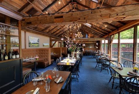Here Are The 7 Most Romantic Restaurants In Connecticut