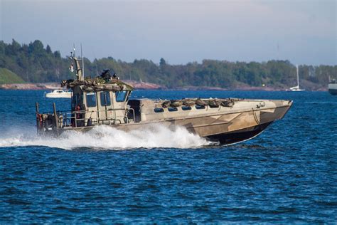 Finnish Navy Jurmo Class Landing Craft Marine Alutech Wat Flickr