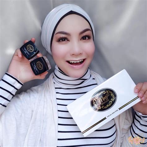 Rasa macam nak tercabut anak mata bila tengok ada lipstick lelong beharga rm5.produk sendayu. Hah! Dah masuk bulan 2 dah ni! Amacam... - Sendayu Tinggi ...