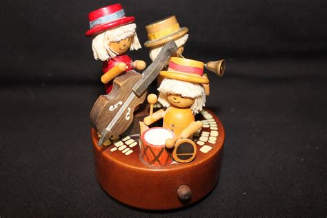 Dans Kids Music Box Wood Figurines Plays Music Box Etsy