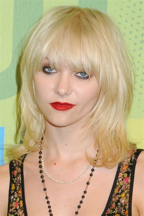 Taylor Momsen Straight Golden Blonde Choppy Layers Curved Bangs