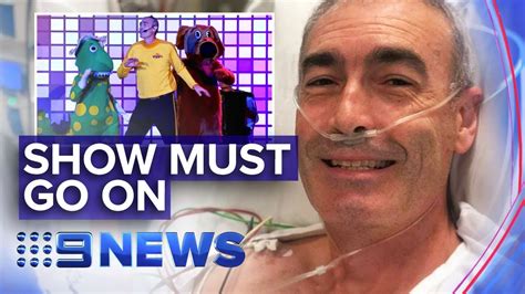 Yellow Wiggle Collapses At Bushfire Relief Concert Nine News Australia Youtube