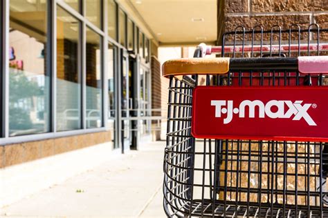 It requires to activate the tj maxx credit card before using it for any kind of payment. The TJ Maxx Credit Card: A Good Fit for Fashionistas? - Credit.com