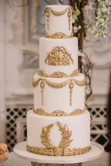 Gold Wedding White And Gold Wedding Cakes 2097280 Weddbook