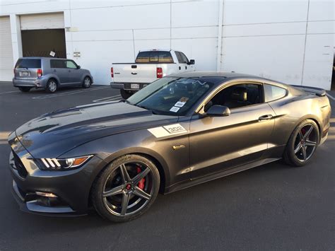 .release della ford mustang saleen 2015 black label per descrivervi quella che sarà la nuova linea uscita dal genio creativo di steve saleen. SALEEN PREPARES TO DELIVER 302 YELLOW LABEL (15-0032 ...