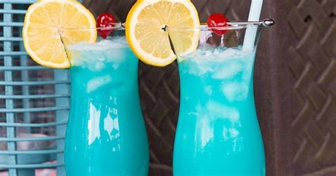 10 Best Drinks With Vodka And Blue Curacao Recipes