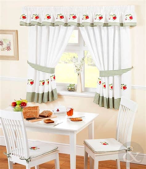 Podrás hacerte tus propias cortinas o estores, es un tipo de tela que por sus características es perfecta para decorar las ventanas y dar un aire acogedor e íntimo. CORTINAS de COCINA: Ideas y Fotos 2020 - Decorar Hogar