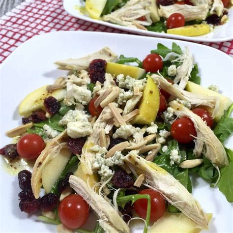 Place the arugula salad in a very large, shallow serving platter. Arugula Salad With Chicken