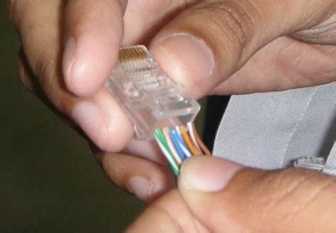 Kabel Utp Yang Biasa Digunakan Dalam Lan Menggunakan Konektor Homecare