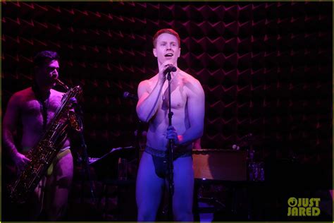 Broadway Stars Strip Down To Their Underwear For Skivvies Concert