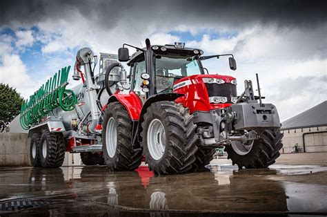 Massey Ferguson Unveils The Worlds First 200hp Four Cylinder Tractor Agriland