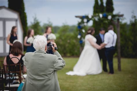 Unplugged Wedding Why And How To Unplug Your Guests