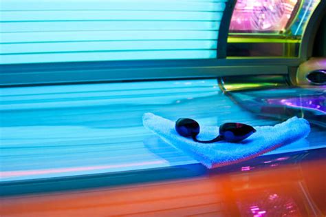 Tanning Beds And Eye Safety Looking Glass Optical