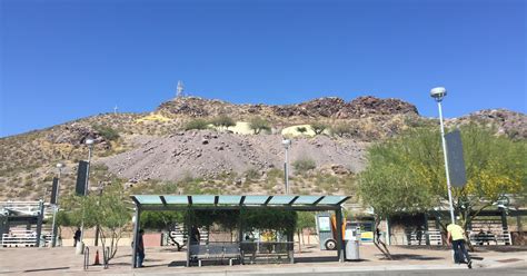 A Mountain In Tempe Reopens After Hiker Threatened To Jump