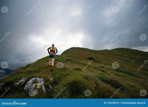 Extreme Mountain Race Competition Skymarathon Uphill Athlete Editorial