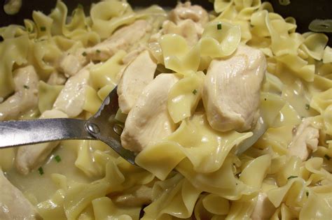 These simple ideas can help you transform a standard pack of chicken fillets into so many dinner ideas they're so versatile that you can use them in so many dinners, from pasta to curry. THE FOOD OF LOVE: Chicken and Egg Noodles with Wine Sauce