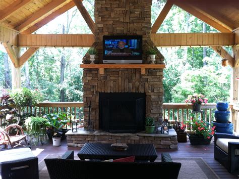 6 car driveway parking plus side lot used for boat, camper, etc. Outdoor fireplace/deck:) (With images) | Outdoor fireplace ...