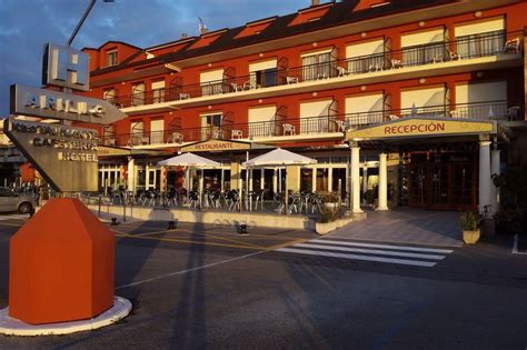 Book apartamentos rural life cantabria, isla on tripadvisor: Hotel Arillo, hotel en la playa de Noja Cantabria