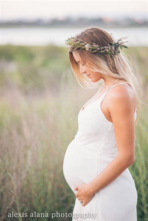 Simple And Understated Wild Flower Floral Crown For Sunset Maternity Shoot The Eleventh Flower