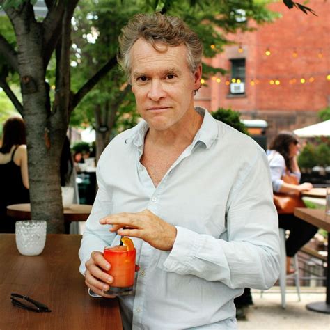 Tate Donovan Knows Where To Find ‘crazy Crazy Crazy Good Bagels And
