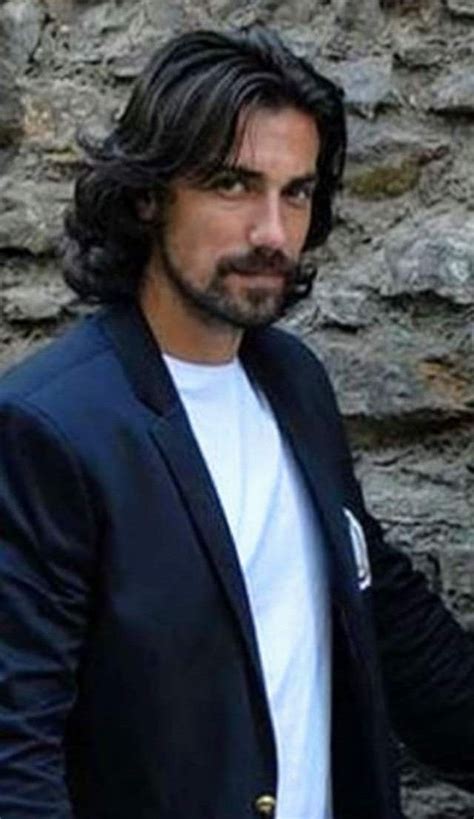 Scopri ricette, idee per la casa, consigli di stile e altre idee da provare. Pin by Grecia Pirineos on Hombres guapos | Movie stars, Long hair styles men, Turkish actors