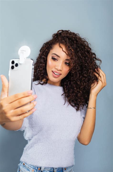 how to take the perfect selfie 14 ways littil