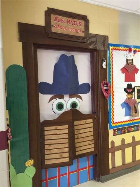 See more ideas about wild west theme, cowboy theme, western theme. Western Classroom Door | Door decorations classroom, Wild ...