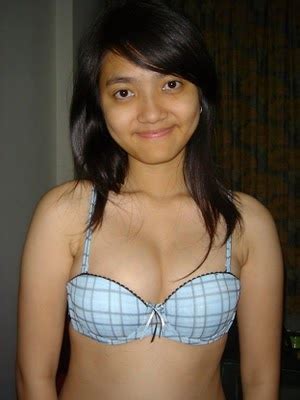 Nude pic girls in Bandung