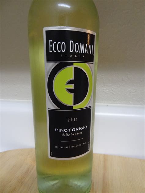 2011 Ecco Domani Pinot Grigio First Pour Wine