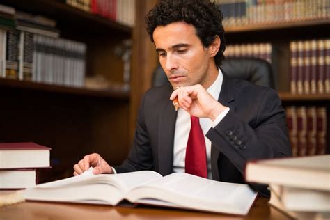 What A Paralegal Does And How To Become One Paralegal Good Lawyers