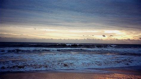 Virginia Beach Sky At Dawn By Arlane Crump Virginia Beach Sky Beach