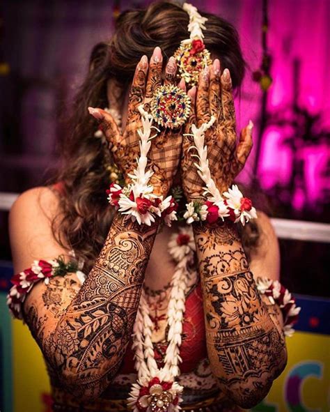 Classic Dulhan Mehndi Designs For Hands Mehndi Designs Mehendi