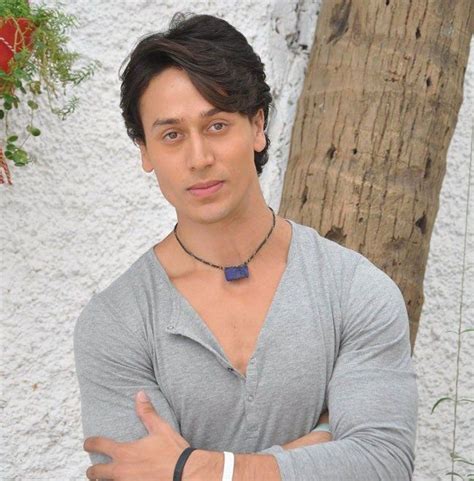 Tiger Shroff Height Weight Biceps Size And Body Measurements Tiger