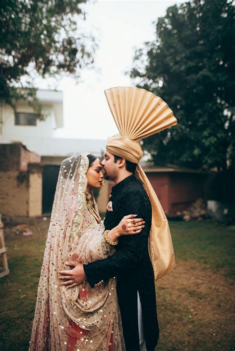 A Dreamy Nikkah With The Bride In Breathtaking Outfits Wedmegood