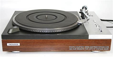 Vintage PIONEER Stereo Turntables Reference Photo Gallery