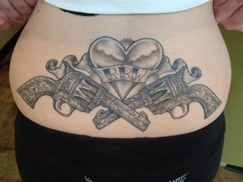 70 Tattoos Auf Dem Unteren Rücken Für Frauen